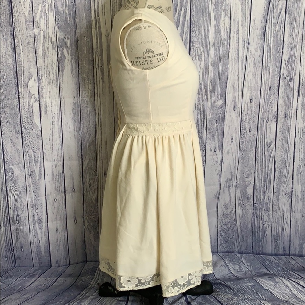 Myrtlewood of California Cream A-Line Lace Dress S - Picture 2 of 9